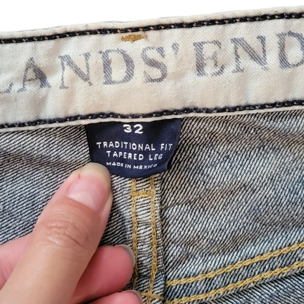 Lands' End Men's Straight-Leg Faded Blue Jeans - Picture 4 of 4